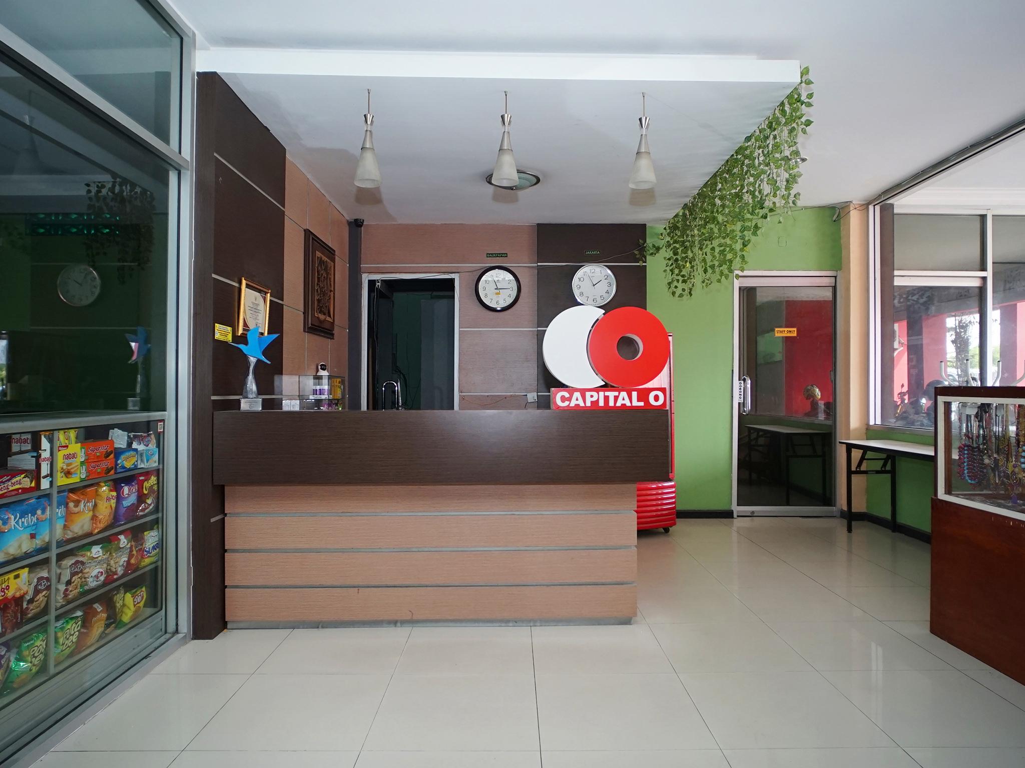 Capital O 2885 Hemra Hotel บาลิกปาปัน ภายนอก รูปภาพ